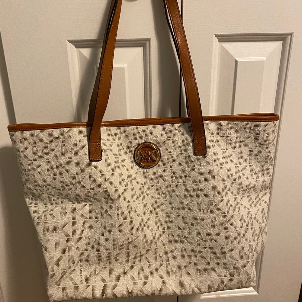 MICHAEL KORS BAG